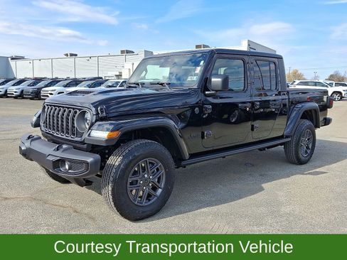 New 2026 Jeep Gladiator Sport AWD/4WD image 2