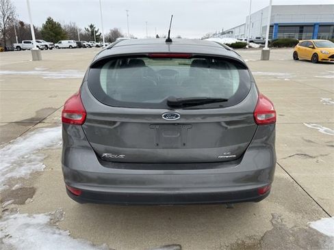 Used 2015 Ford Focus SE w/ Equipment Group 201A image 7