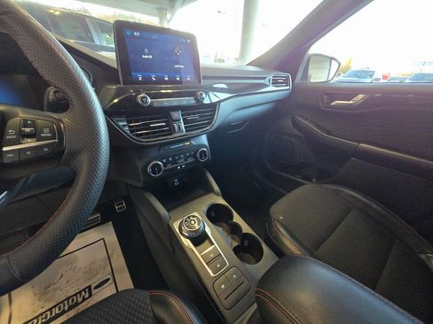 Used 2023 Ford Escape ST-Line image 19