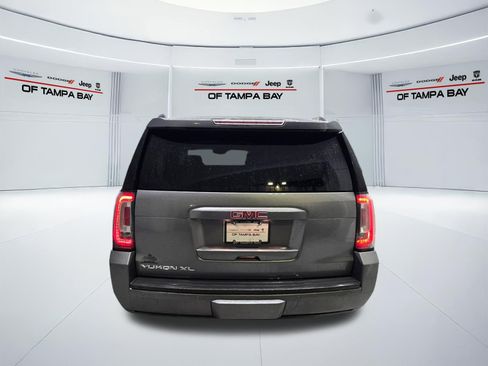 Used 2020 GMC Yukon XL SLT RWD image 5