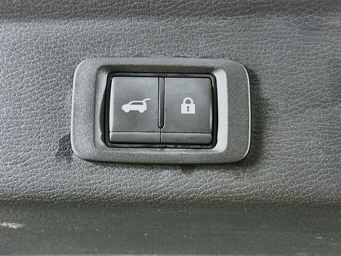 Used 2025 Mitsubishi Outlander SE AWD/4WD image 30