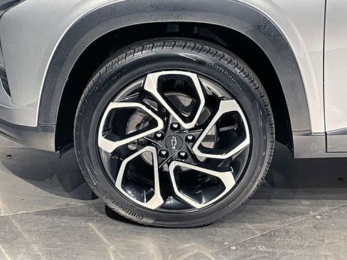 Used 2024 Chevrolet Trax RS image 38