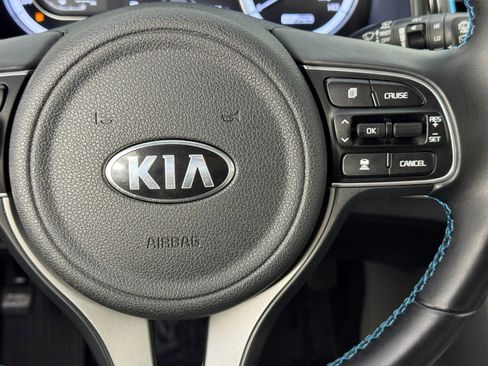 Used 2019 Kia Niro LX image 21