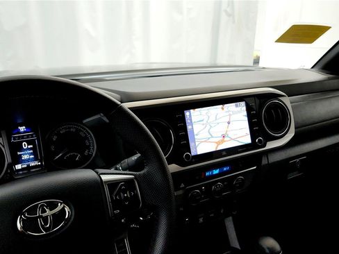 Used 2023 Toyota Tacoma Limited image 23