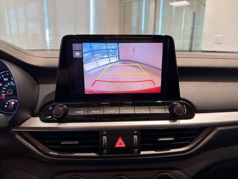 Used 2024 Kia Forte LXS image 11