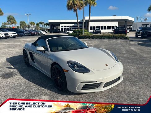 Used 2021 Porsche 718 Boxster S RWD image 3