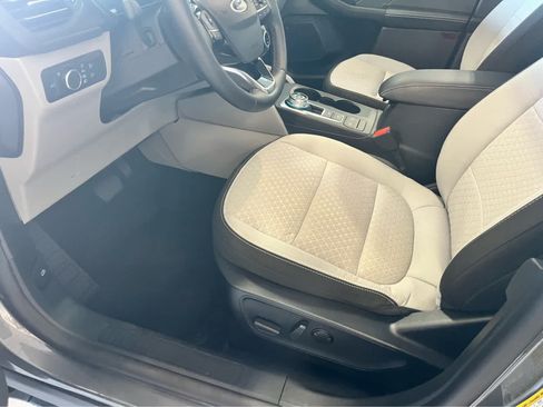 Used 2024 Ford Escape Active AWD/4WD image 14