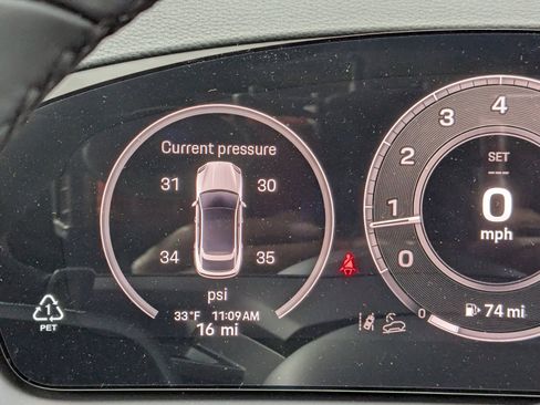 New 2026 Porsche Cayenne Coupe image 17