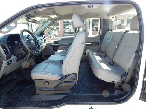 Used 2021 Ford F350 XL w/ Power Equipment Group RWD image 21
