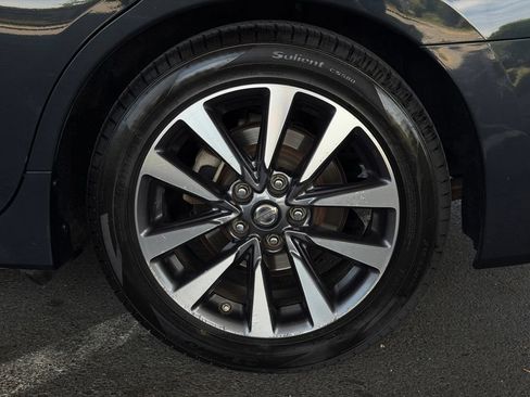 Used 2017 Nissan Altima 2.5 SL FWD image 57