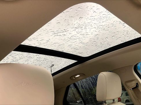 Used 2021 Buick Envision Avenir w/ Technology Package II image 13