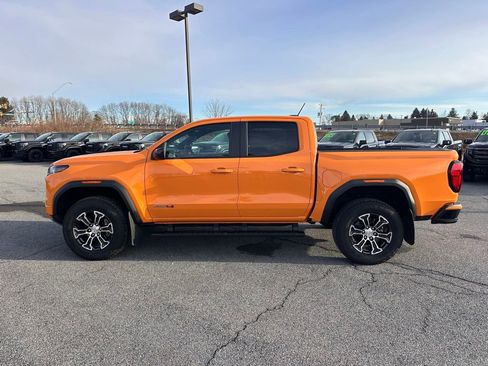 Certified 2025 GMC Canyon AT4 AWD/4WD image 5