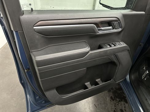 Used 2024 GMC Sierra 1500 SLT image 20