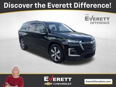 Used 2023 Chevrolet Traverse LT w/ LT Premium Package