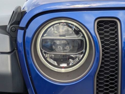 Used 2019 Jeep Wrangler Unlimited Rubicon AWD/4WD image 9
