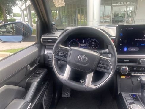 Used 2025 Toyota 4Runner TRD Sport Premium AWD/4WD image 18