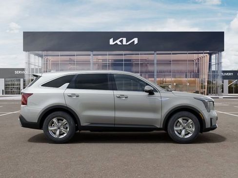 New 2026 Kia Sorento LX FWD image 7