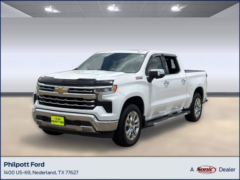 Used 2025 Chevrolet Silverado 1500 LTZ AWD/4WD image 1