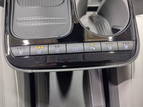 New 2026 Hyundai Ioniq 5 Limited image 36