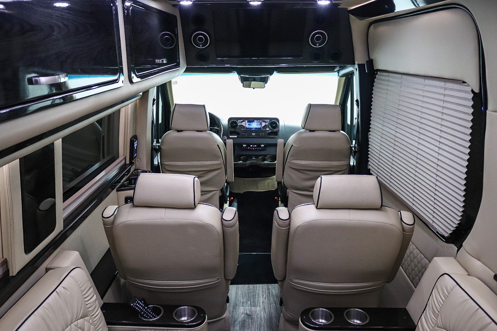 Used 2020 Mercedes-Benz Sprinter 3500 image 34