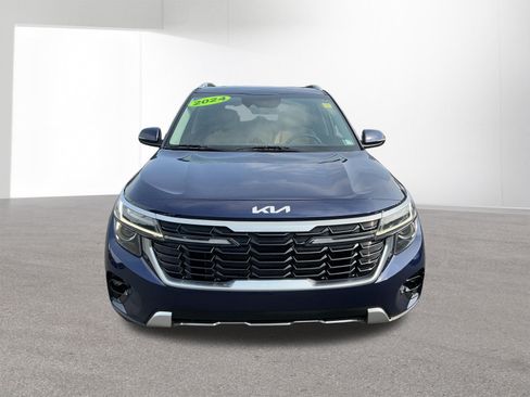 Used 2024 Kia Seltos EX AWD/4WD image 13