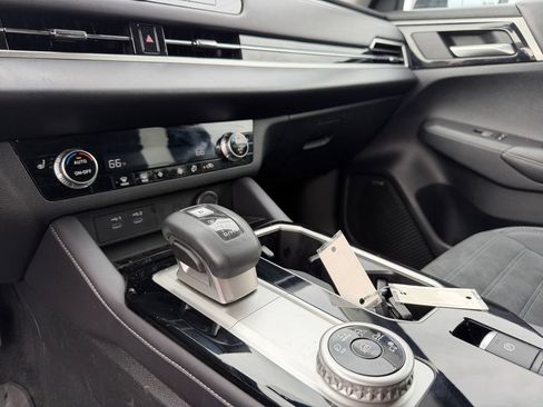 Used 2025 Mitsubishi Outlander SE FWD image 21