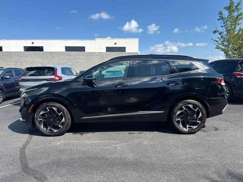 Certified 2024 Kia Sportage SX FWD image 2