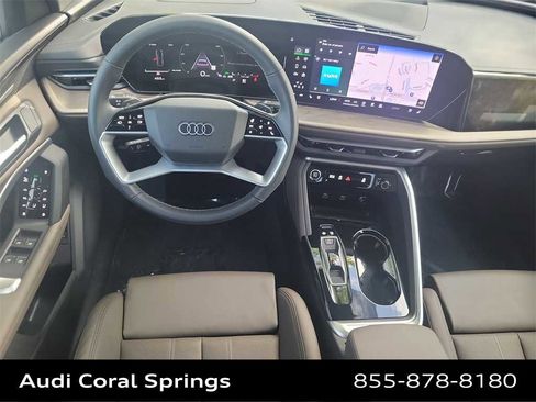 Certified 2025 Audi Q5 Prestige image 18