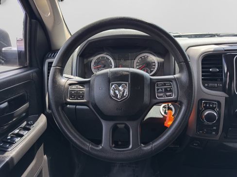 Used 2015 RAM 1500 Express AWD/4WD image 10