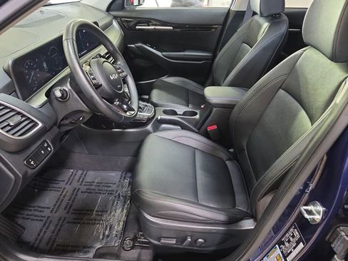 Certified 2025 Kia Seltos EX w/ EX Sunroof Package image 21