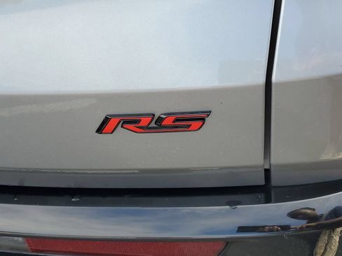 Used 2024 Chevrolet Traverse RS AWD/4WD image 8