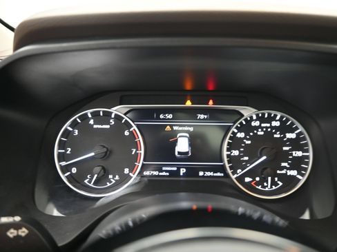 Used 2021 Nissan Rogue SL w/ Premium Package FWD image 13