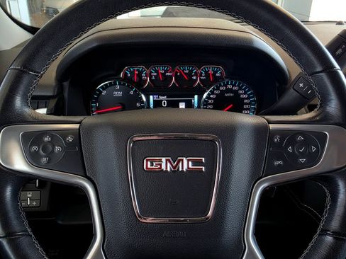 Used 2019 GMC Yukon SLT w/ Open Road Package AWD/4WD image 22