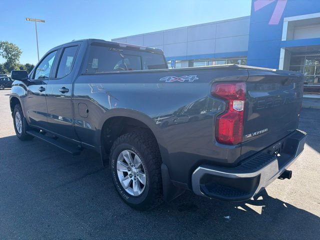 Used 2020 Chevrolet Silverado 1500 LT w/ All-Star Edition AWD/4WD image 12
