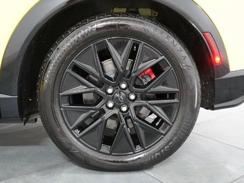 Certified 2025 Ford Mustang Mach-E Premium w/ Sport Appearance Package AWD/4WD image 32