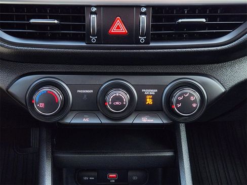 Certified 2024 Kia Forte LXS image 16