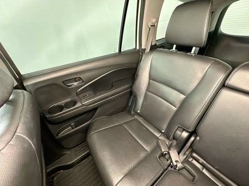 Used 2017 Honda Pilot EX-L image 12