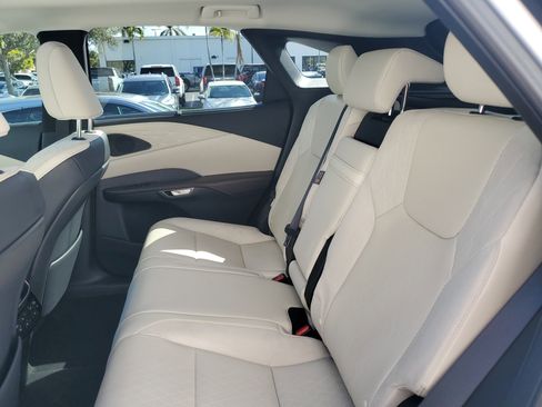 Used 2023 Lexus RX 350 w/ Accessory Package (Z1) image 11