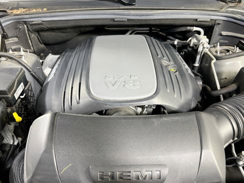 Used 2022 Dodge Durango R/T w/ Blacktop Package image 32