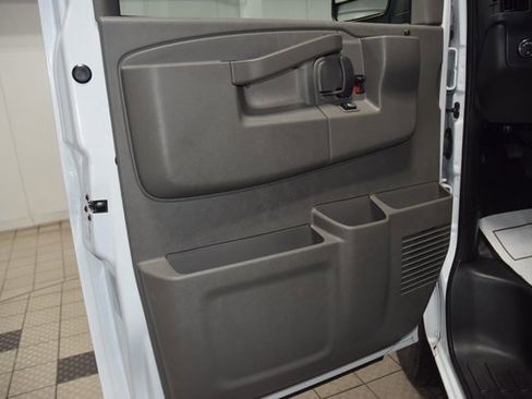 New 2025 Chevrolet Express 3500 w/ Power Convenience Package image 26