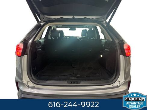 Used 2020 Ford Edge Titanium w/ Equipment Group 301A AWD/4WD image 12