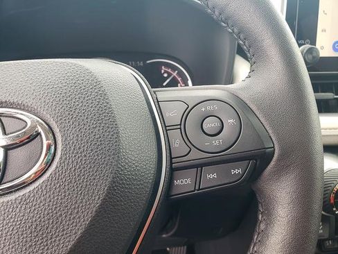 Used 2023 Toyota RAV4 XLE image 21