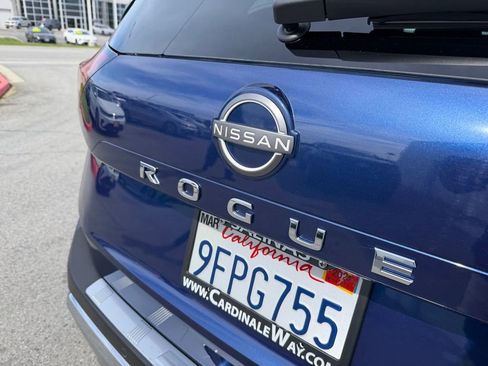 Used 2023 Nissan Rogue Platinum w/ Platinum Premium Package image 8