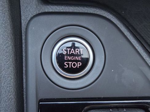 Certified 2025 Nissan Sentra S image 28