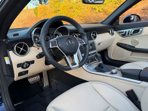 Used 2012 Mercedes-Benz SLK 350 image 14