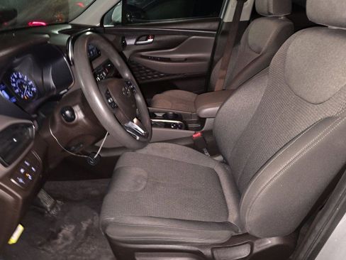 Used 2019 Hyundai Santa Fe SE image 13