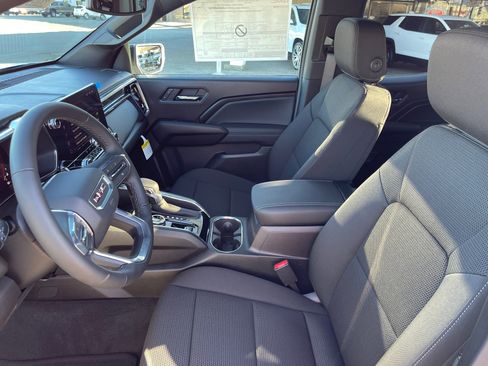 New 2026 GMC Canyon Elevation w/ Convenience Package image 11