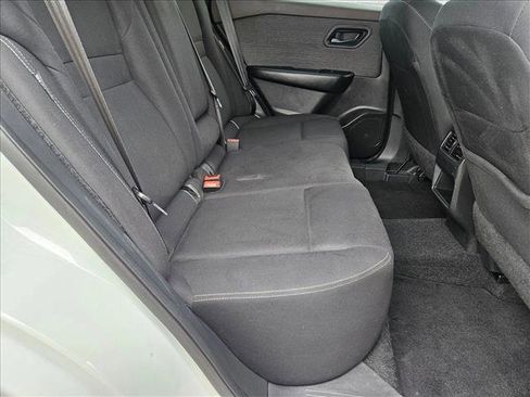 Used 2023 Nissan Rogue S FWD image 18