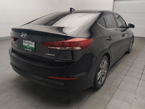 Used 2018 Hyundai Elantra Limited FWD image 9