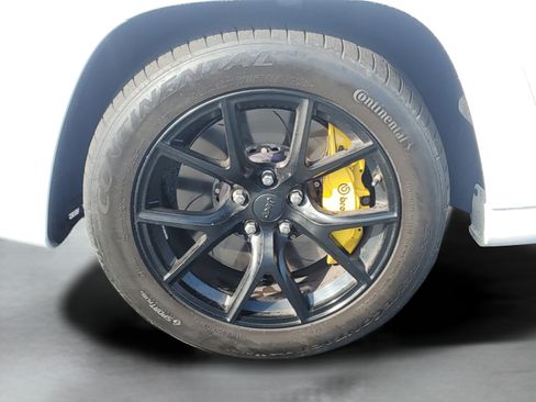 Used 2019 Jeep Grand Cherokee Trackhawk AWD/4WD image 30